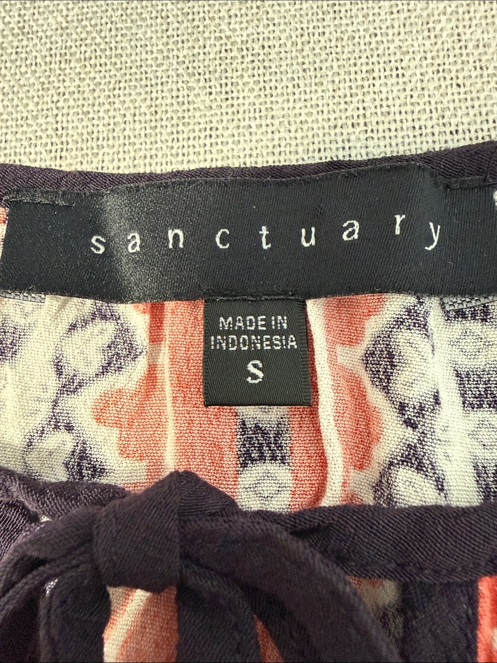 Sanctuary Striped Boho Tie-Neck Blouse in Coral, Black & White Size Small - Picture 4 of 14